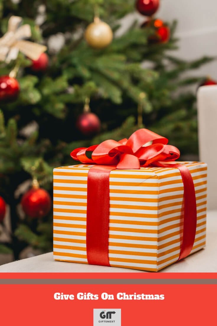 Why Do We Give Gifts On Christmas?